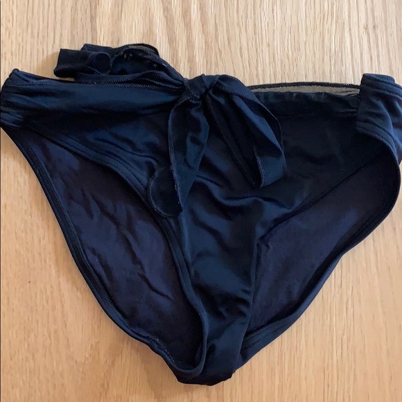 VS swim bottoms lot of 4 size small - Picture 2 of 7
